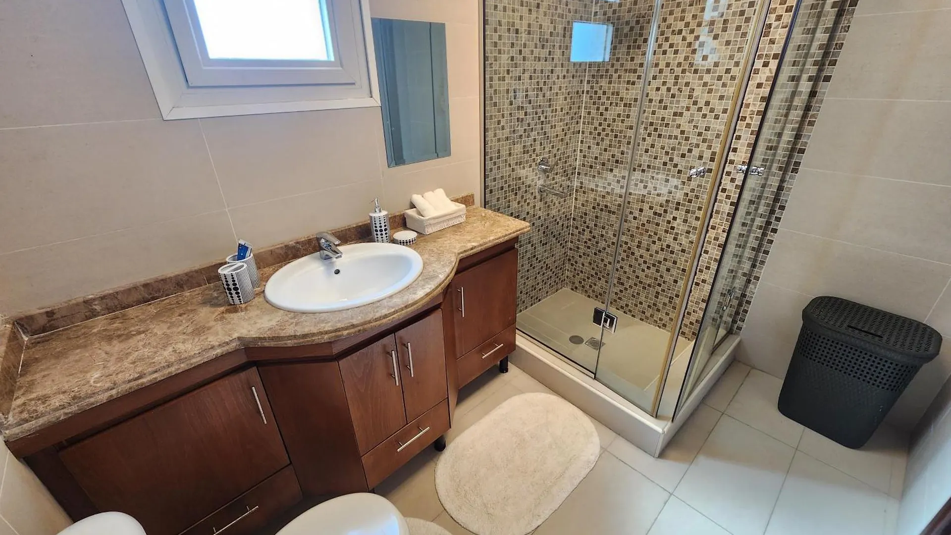 Modern Spacious 3-Bedroom Plus Maid'S Apartment With Marina Views Dubai United Arab Emirates